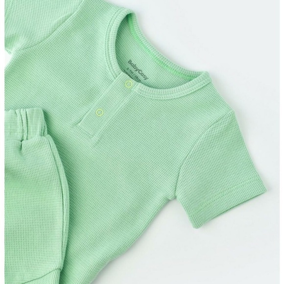 Stay Comfortable and Sustainable with Organic Cotton Waffle Shirt and Short Set! - Picture 2 of 6